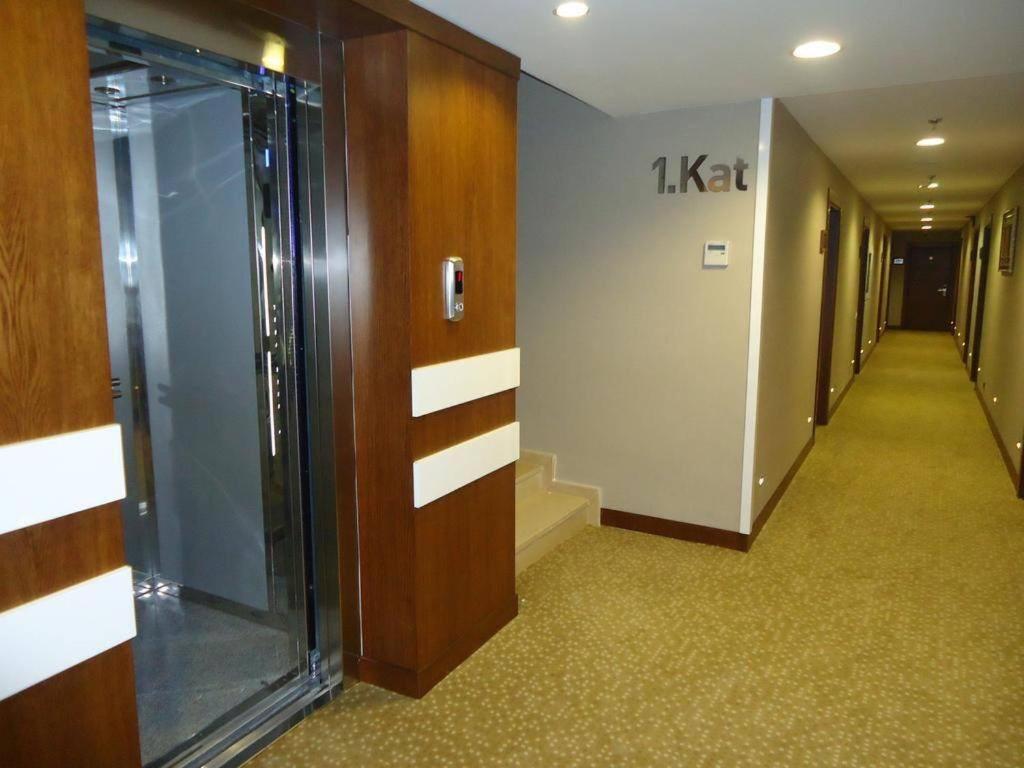 Moonlight Hotel Bostanici Bagian luar foto